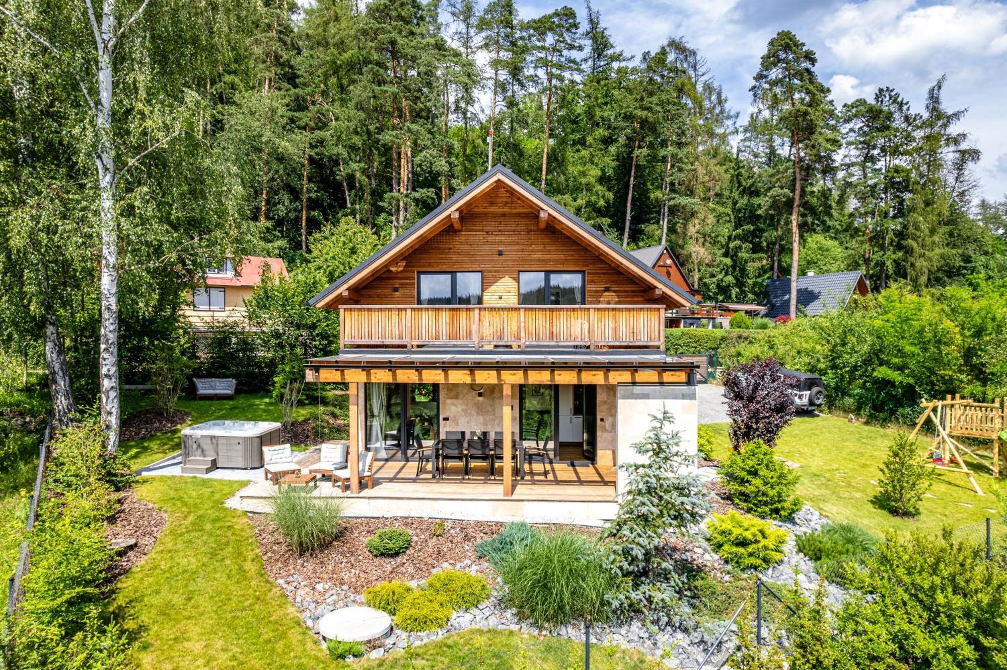 Villa Kloucka *